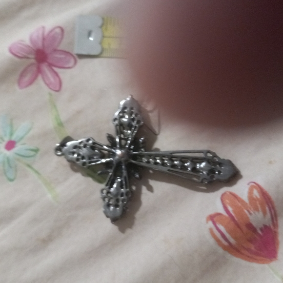 CRoss Pendant - Picture 2 of 3
